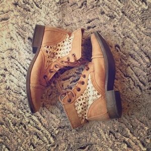 Size 5 faux suede lace up booties